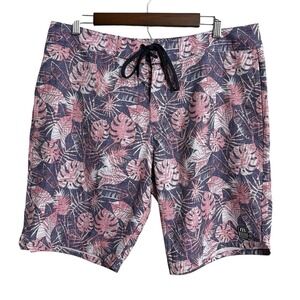 Travis Mathew Foot the Bill board shorts men's 36 Tropical Hawaiian swim beach